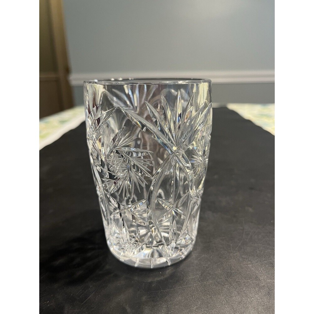 Clear Glass Pinwheel Pattern Tumbler